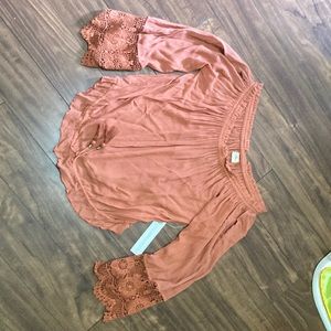 Laces sleeved off the shoulder bohemian blouse